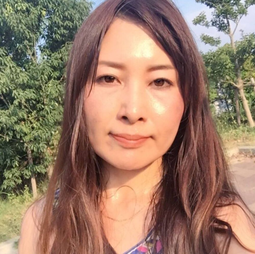 Meet your Posher, Aya